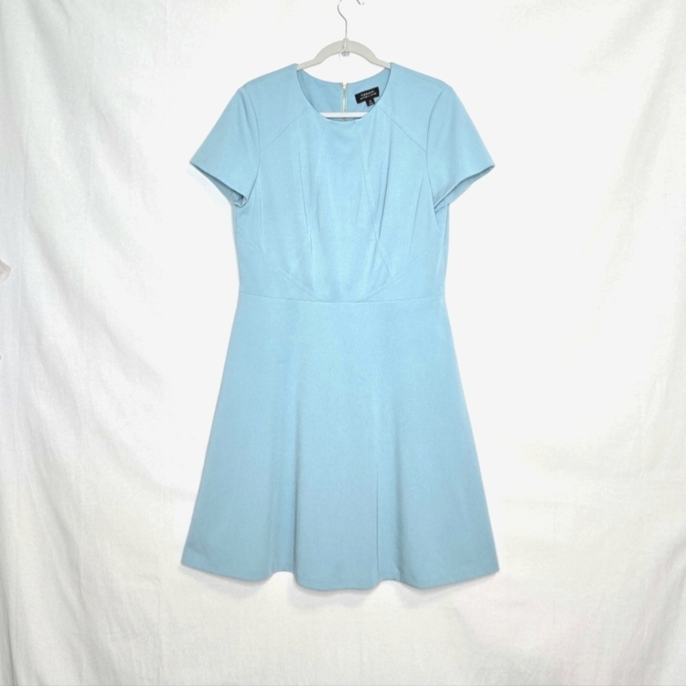 Tahari Capped Sleeve Dress. Aqua Blue Size 12